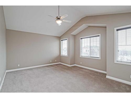 146 Evanspark Circle Nw, Calgary, AB - Indoor Photo Showing Other Room