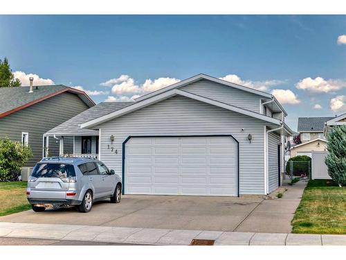 174 Donnelly Crescent, Red Deer, AB - Outdoor