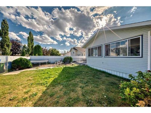 174 Donnelly Crescent, Red Deer, AB - Outdoor