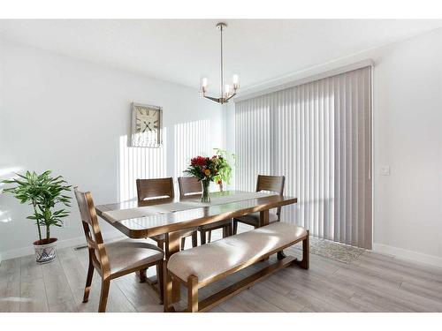 118 Ranchers View, Okotoks, AB - Indoor Photo Showing Dining Room