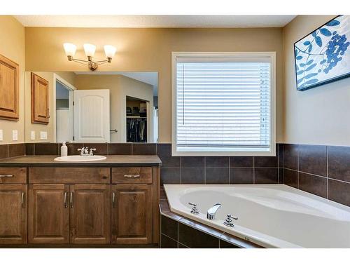 74 Silverado Range Heights Sw, Calgary, AB - Indoor Photo Showing Bathroom