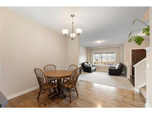 9 Belgian Street, Cochrane, AB - Indoor Photo Showing Dining Room