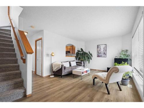 46 Cramond Crescent Se, Calgary, AB - Indoor Photo Showing Other Room