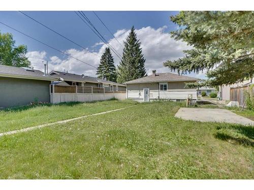 2021 21 Avenue Nw, Calgary, AB - Outdoor