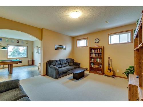 605 Woodside Court Nw, Airdrie, AB - Indoor