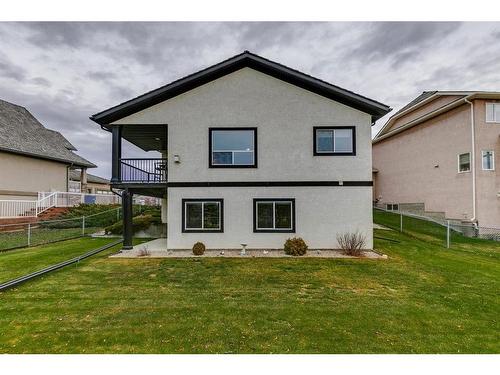 605 Woodside Court Nw, Airdrie, AB - Outdoor