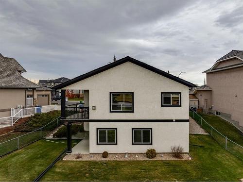 605 Woodside Court Nw, Airdrie, AB - Outdoor