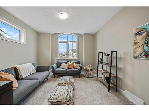 40 Carrington Close Nw, Calgary, AB - Indoor Photo Showing Living Room