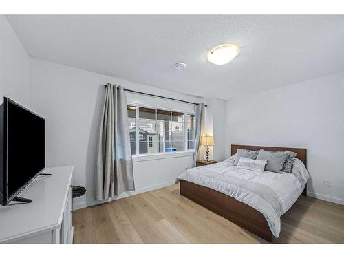 40 Carrington Close Nw, Calgary, AB - Indoor Photo Showing Bedroom