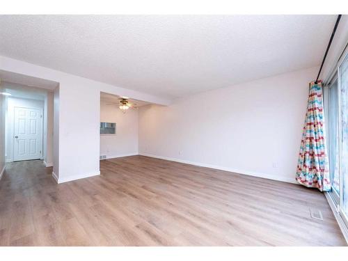 48-131 Templehill Drive Ne, Calgary, AB - Indoor Photo Showing Other Room