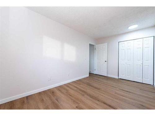 48-131 Templehill Drive Ne, Calgary, AB - Indoor Photo Showing Other Room