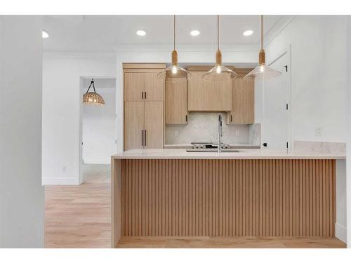 108-370 Dieppe Drive Sw, Calgary, AB - Indoor Photo Showing Kitchen