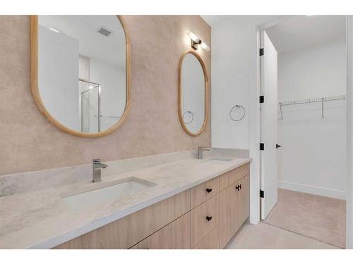 108-370 Dieppe Drive Sw, Calgary, AB - Indoor Photo Showing Bathroom