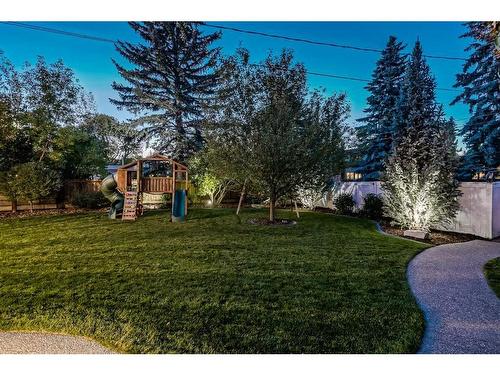 1412 70 Avenue Sw, Calgary, AB - Outdoor