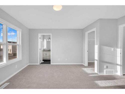 118 Magnolia Drive Se, Calgary, AB - Indoor