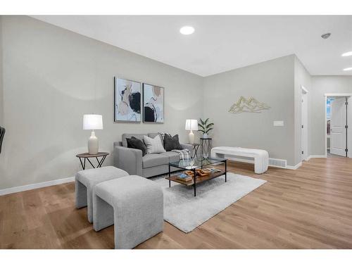 122 Magnolia Drive, Calgary, AB - Indoor Photo Showing Living Room