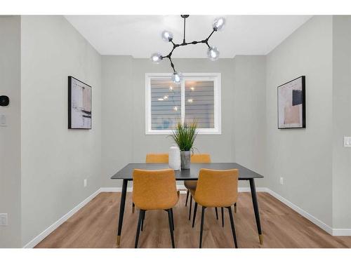 122 Magnolia Drive, Calgary, AB - Indoor Photo Showing Dining Room