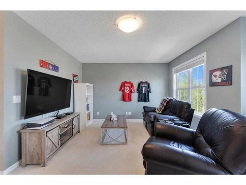 400 Kincora Glen Rise Nw, Calgary, AB - Indoor Photo Showing Living Room