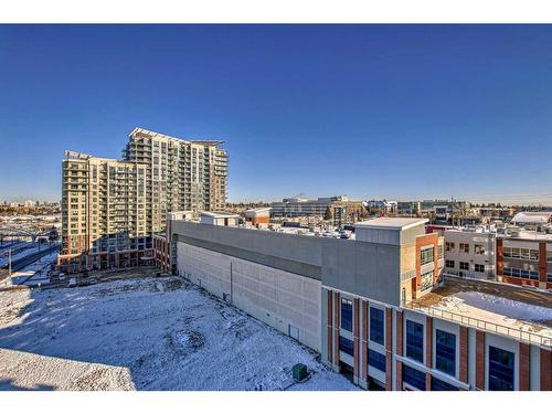 211-8880 Horton Road Sw, Calgary, AB - Outdoor