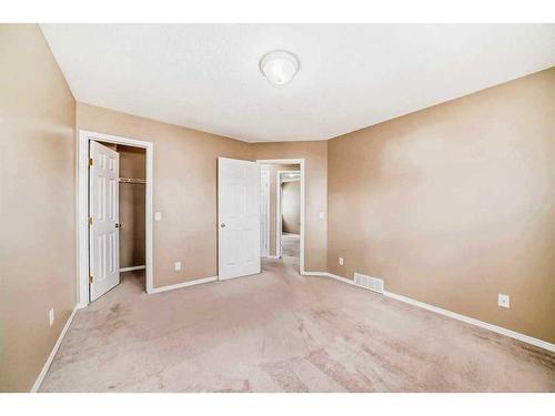 69 Saddlehorn Crescent Ne, Calgary, AB - Indoor Photo Showing Other Room