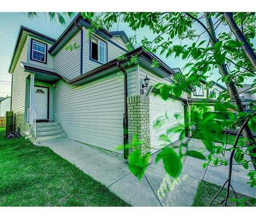 69 Saddlehorn Crescent Ne, Calgary, AB - Outdoor