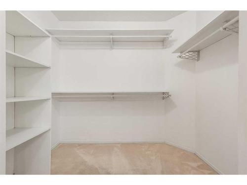 309 Sierra Morena Green Sw, Calgary, AB - Indoor With Storage