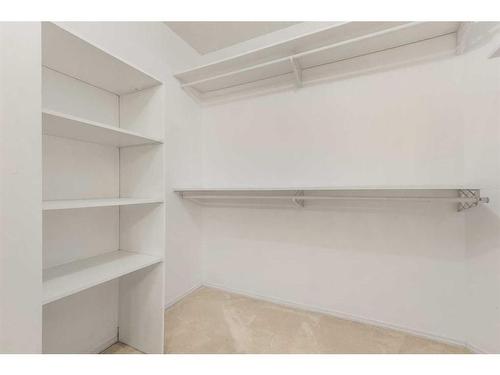 309 Sierra Morena Green Sw, Calgary, AB - Indoor With Storage