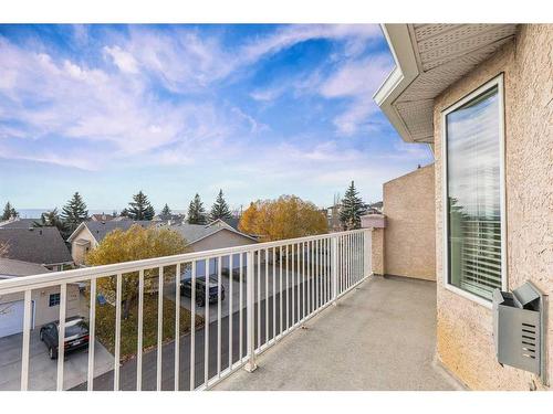 309 Sierra Morena Green Sw, Calgary, AB - Outdoor With Balcony With Exterior