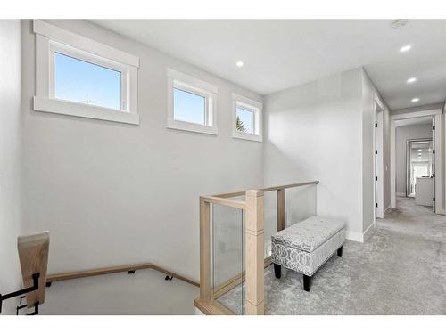 1411 41 Street Sw, Calgary, AB - Indoor Photo Showing Other Room