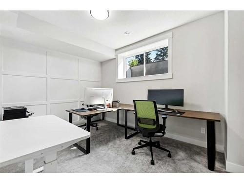 1411 41 Street Sw, Calgary, AB - Indoor Photo Showing Office