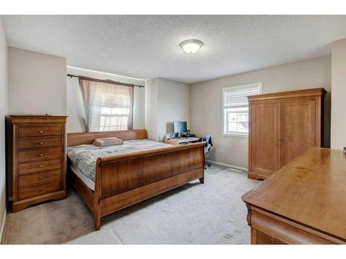 39 Tuscany Springs Gardens Nw, Calgary, AB - Indoor Photo Showing Bedroom