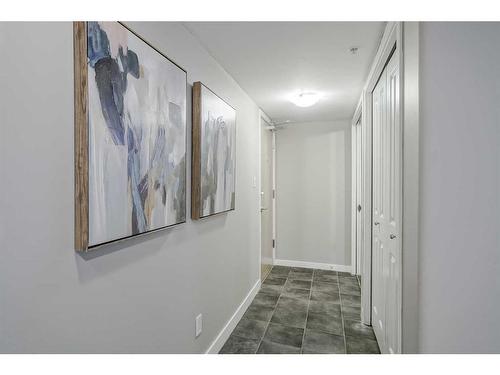 1705-1088 6 Avenue Sw, Calgary, AB - Indoor Photo Showing Other Room