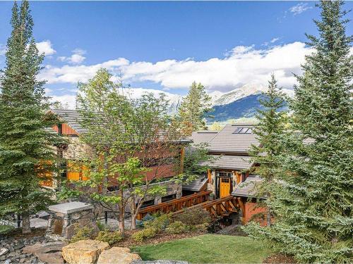 102 Cairns Landing, Canmore, AB - Outdoor