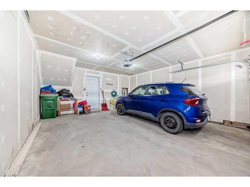 61 Skyview Ranch Gardens Ne, Calgary, AB - Indoor Photo Showing Garage