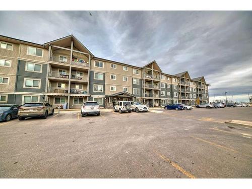 3317-181 Skyview Ranch Manor Ne, Calgary, AB - Outdoor With Balcony With Facade