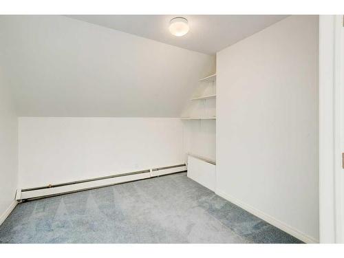 301-705 56 Avenue Sw, Calgary, AB - Indoor Photo Showing Other Room