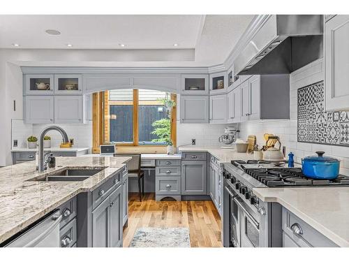 828 Silvertip Heights, Canmore, AB - Indoor Photo Showing Kitchen With Stainless Steel Kitchen With Double Sink With Upgraded Kitchen