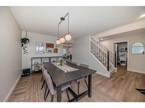 154 Rockbluff Close Nw, Calgary, AB - Indoor Photo Showing Dining Room