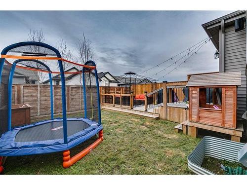 16 Walgrove Rise Se, Calgary, AB - Outdoor