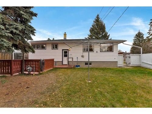 45 Westover Drive Sw, Calgary, AB - Outdoor