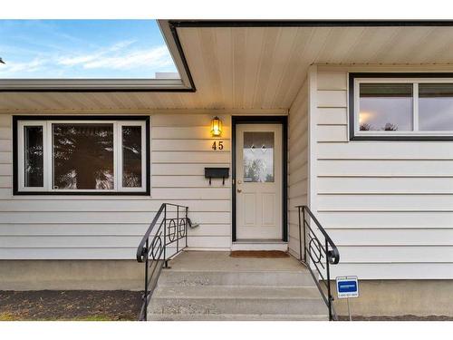 45 Westover Drive Sw, Calgary, AB - Outdoor With Exterior