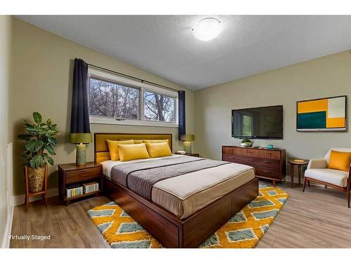 3712 15 Street Sw, Calgary, AB - Indoor Photo Showing Bedroom