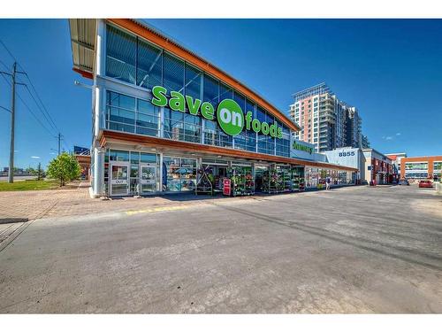 619-8880 Horton Road Sw, Calgary, AB - Outdoor