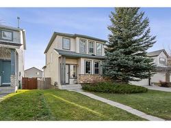 17 Covebrook Close NE Calgary, AB T3K 6J7