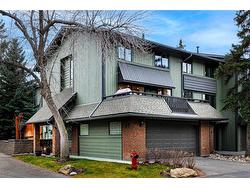 44-10030 Oakmoor Way SW Calgary, AB T2V 4S8