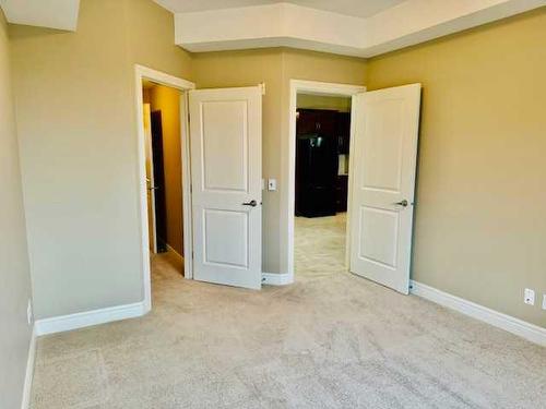 1239-2330 Fish Creek Boulevard Sw, Calgary, AB - Indoor Photo Showing Other Room