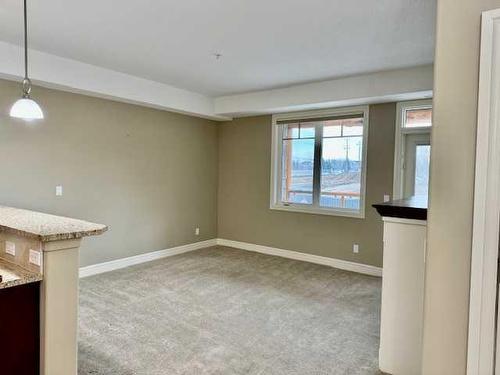 1239-2330 Fish Creek Boulevard Sw, Calgary, AB - Indoor Photo Showing Other Room