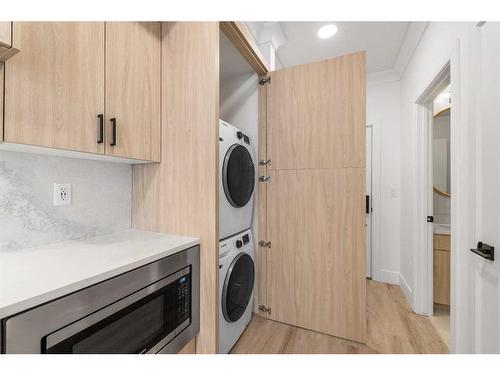 301-370 Dieppe Drive, Calgary, AB - Indoor Photo Showing Laundry Room