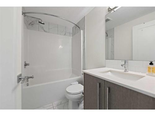 1404-76 Cornerstone Passage Ne, Calgary, AB - Indoor Photo Showing Bathroom