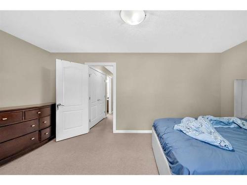 396 Skyview Shores Manor Ne, Calgary, AB - Indoor Photo Showing Bedroom